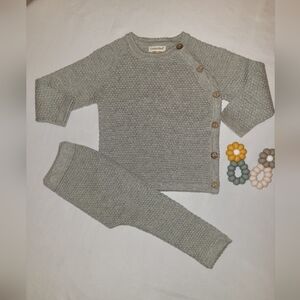 New- Adorable 100% Cotton Matching Set In Gay- 6-12 Months